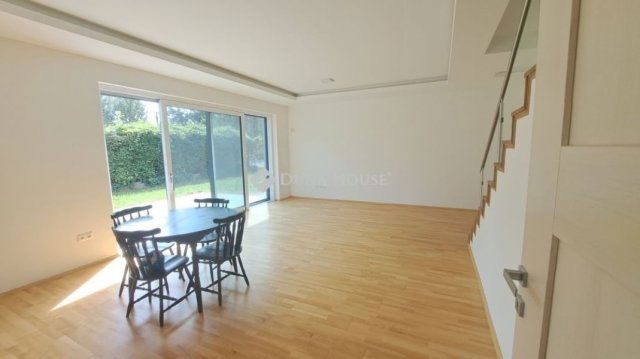 Eladó téglalakás, Budapesten, III. kerületben 254 M Ft, 6 szobás