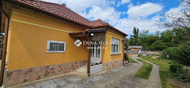 Eladó családi ház, Tápiószecsőn 48.5 M Ft, 3 szobás