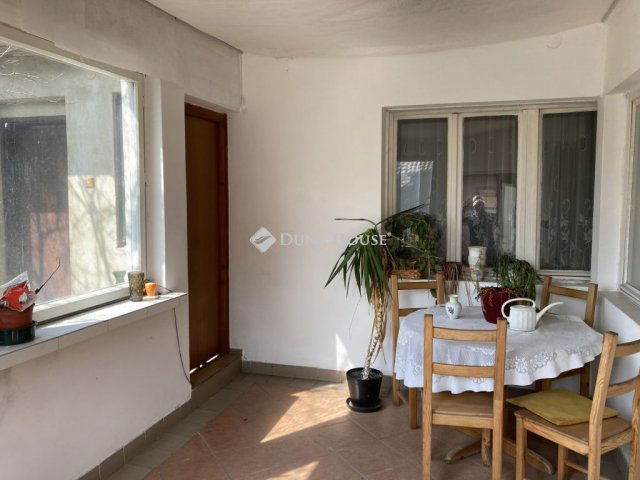 Eladó családi ház, Bősárkányon 26.9 M Ft, 3 szobás