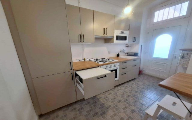 Kiadó téglalakás, albérlet, VII. kerületben, Hernád utcában