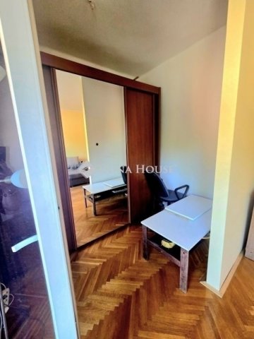 Eladó téglalakás, Pécsett 46.9 M Ft, 2 szobás