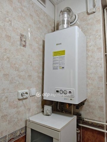 Eladó családi ház, Budapesten, III. kerületben 169 M Ft