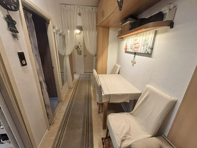 Eladó panellakás, XXI. kerületben, Kossuth Lajos utcában