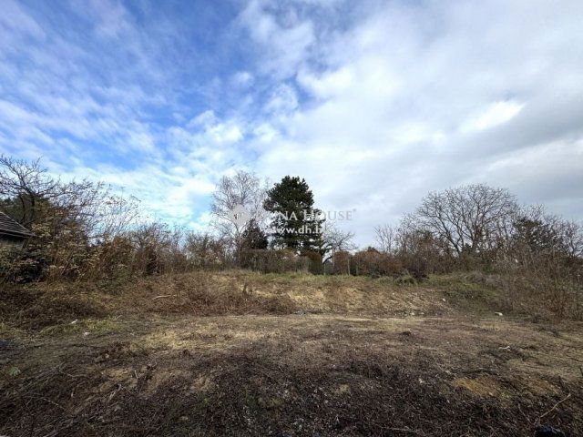 Eladó téglalakás, Budapesten, III. kerületben 145 M Ft, 2 szobás