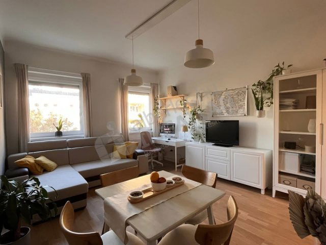 Kiadó téglalakás, albérlet, I. kerületben, Hattyú utcában