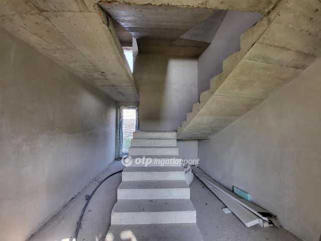 Eladó téglalakás, Budapesten, XVI. kerületben 139.9 M Ft