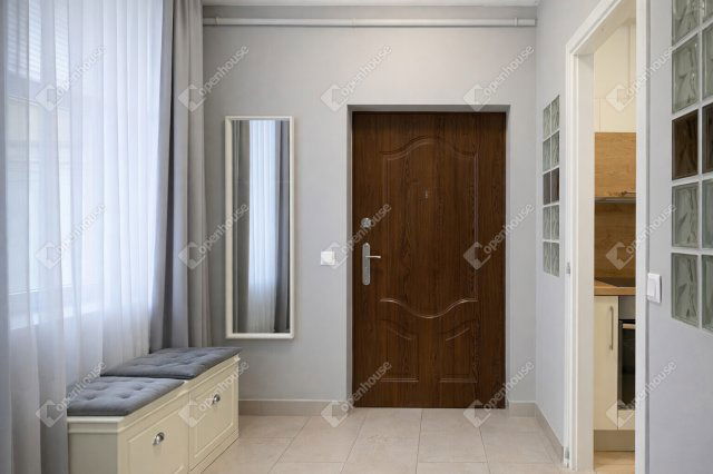 Eladó téglalakás, Sopronban 47 M Ft, 2 szobás