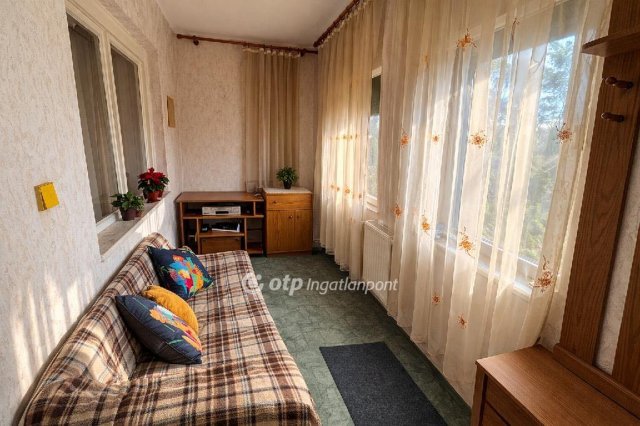 Eladó családi ház, Dunaföldváron 41.9 M Ft, 2+2 szobás