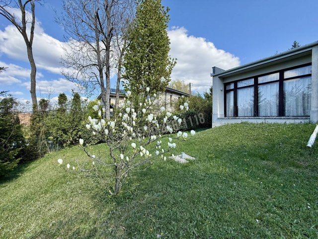 Eladó telek, Budapesten, XII. kerületben 820 M Ft