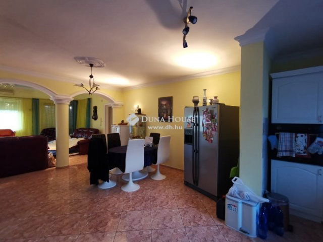 Eladó családi ház, Érden 165 M Ft, 5 szobás