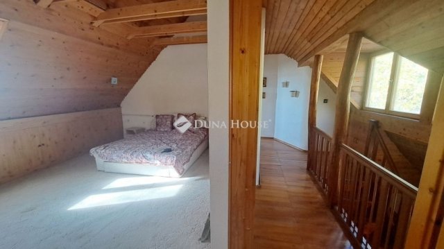 Eladó családi ház, Piliscsabán 135 M Ft, 5 szobás