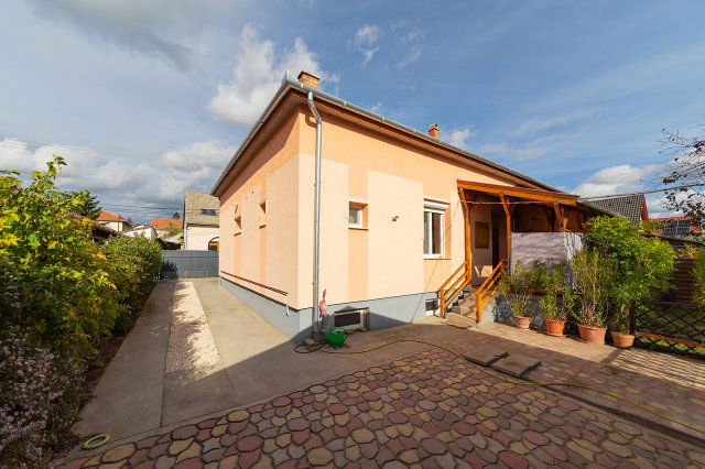 Eladó ikerház, Budapesten, XVII. kerületben 96.9 M Ft, 2 szobás