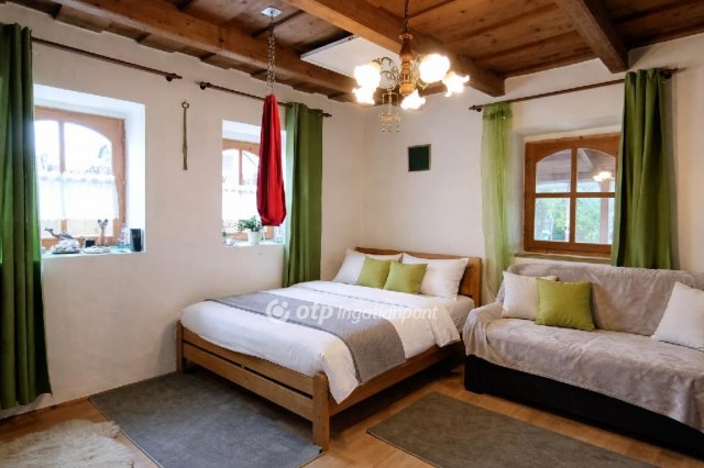 Eladó családi ház, Jászfényszarun 39.9 M Ft, 2 szobás