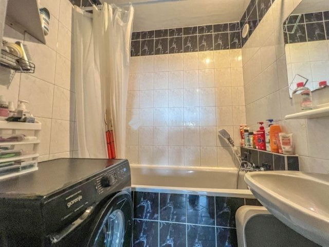 Eladó panellakás, Budapesten, XXI. kerületben 59.9 M Ft, 2 szobás