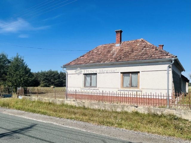 Eladó családi ház, Szőcén 44.9 M Ft, 2 szobás