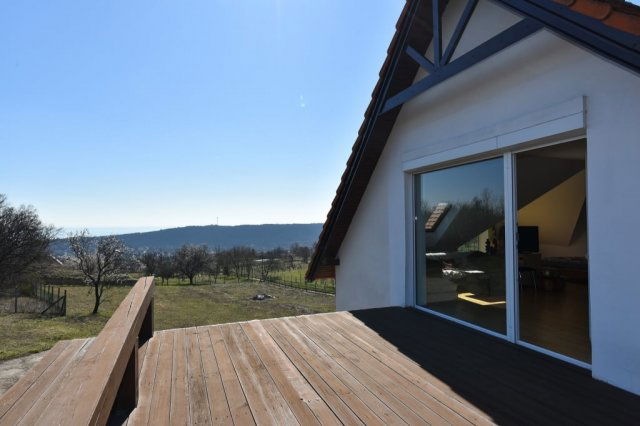Eladó családi ház, Balatonalmádiban 189.9 M Ft, 2+1 szobás