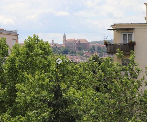Eladó téglalakás, Budapesten, XIII. kerületben 217 M Ft