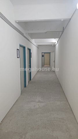 Kiadó ipari ingatlan, Budapesten, XI. kerületben 479 E Ft / hó