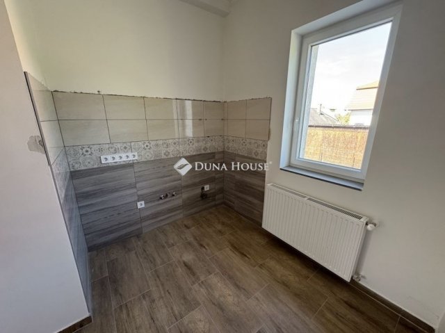 Eladó családi ház, Budapesten, XXI. kerületben 93.9 M Ft