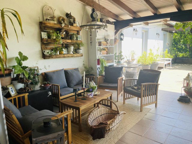 Eladó családi ház, Pécsett, Fagyal utcában 125 M Ft, 3 szobás