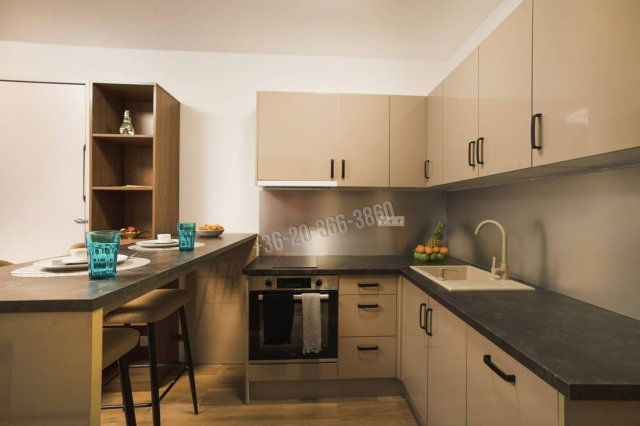 Eladó téglalakás, Budapesten, VIII. kerületben 46.63 M Ft