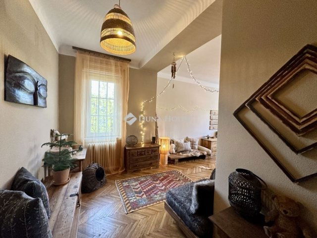 Eladó téglalakás, Budapesten, XIV. kerületben 130 M Ft, 4 szobás