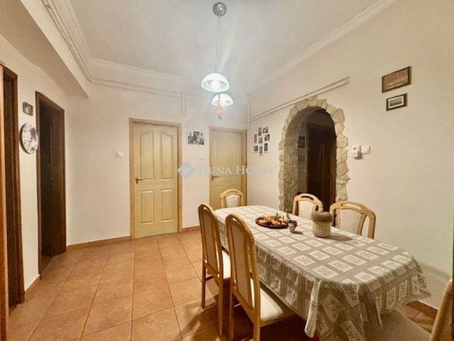 Eladó ikerház, Budapesten, XVIII. kerületben 115 M Ft, 2+1 szobás