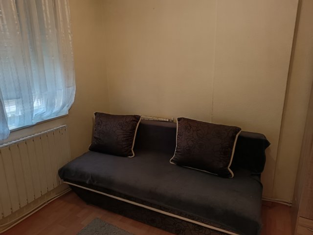 Eladó téglalakás, Nyíregyházán 33.99 M Ft, 1 szobás