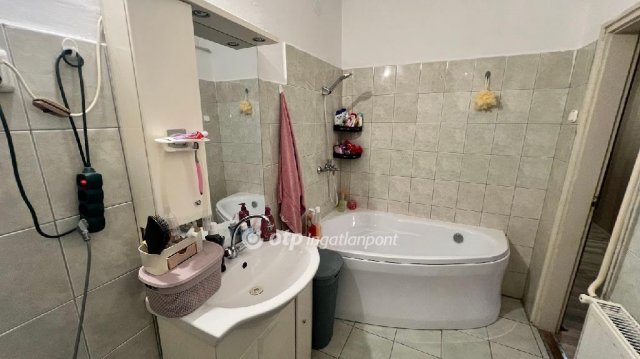 Eladó családi ház, Marcalgergelyin 31 M Ft, 2+1 szobás