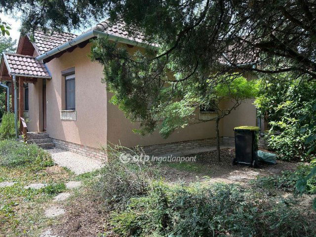 Eladó családi ház, Gödöllőn 143 M Ft, 5 szobás