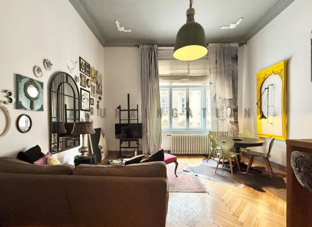 Eladó téglalakás, Budapesten, V. kerületben 128 M Ft, 2 szobás