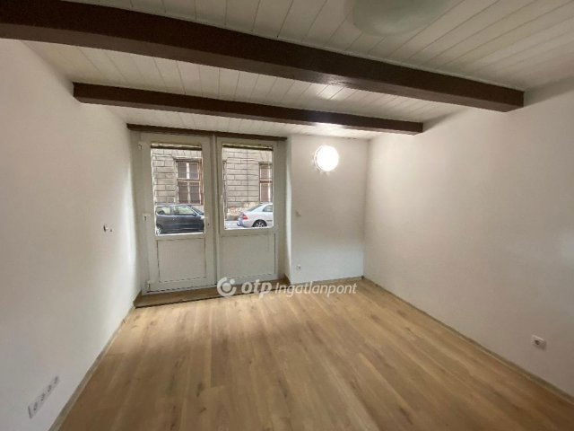 Eladó üzlethelyiség, Budapesten, VIII. kerületben 29.9 M Ft