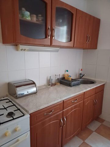 Kiadó sorház, albérlet, Szegeden, Bánya utcában 120 E Ft / hó