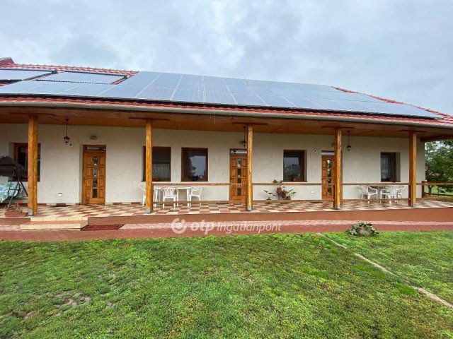 Eladó családi ház, Egyeken 63 M Ft, 5 szobás