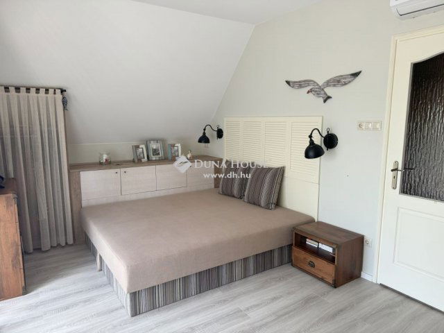 Eladó családi ház, Balatonkenesén 499 M Ft, 3 szobás