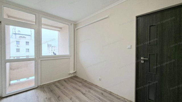 Eladó téglalakás, Nyíregyházán 52 M Ft, 3 szobás