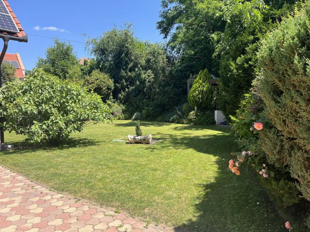 Eladó családi ház, Veresegyházon 229 M Ft, 6 szobás