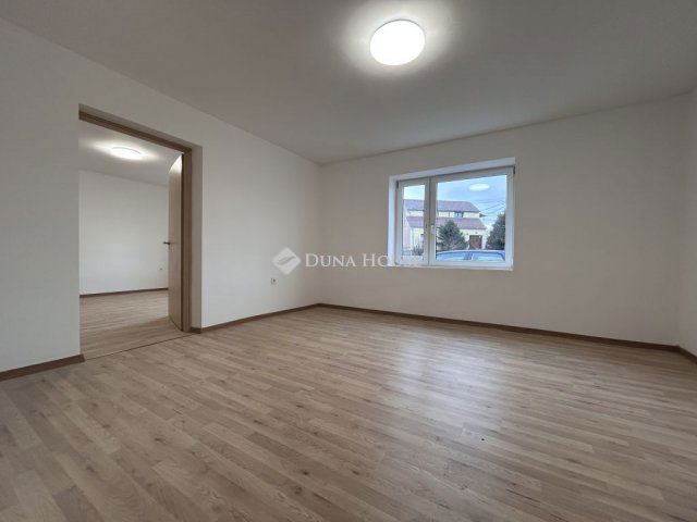 Eladó családi ház, Nagybaracskán 19.99 M Ft, 4 szobás