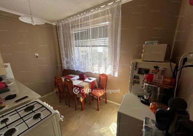 Eladó panellakás, Miskolcon 25.4 M Ft, 2 szobás