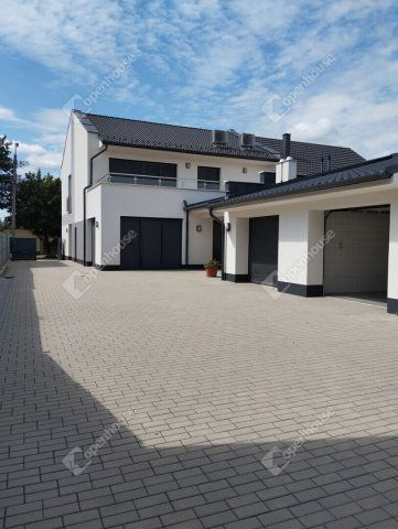 Kiadó családi ház, albérlet, Győrött 325 E Ft / hó, 3 szobás