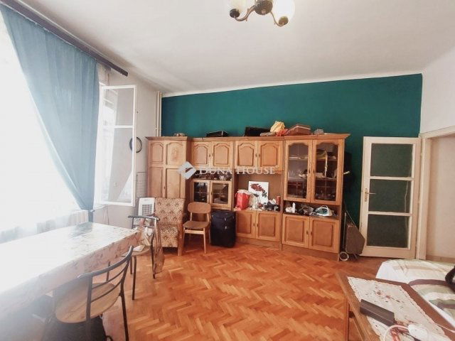 Eladó téglalakás, Budapesten, VIII. kerületben 51.5 M Ft