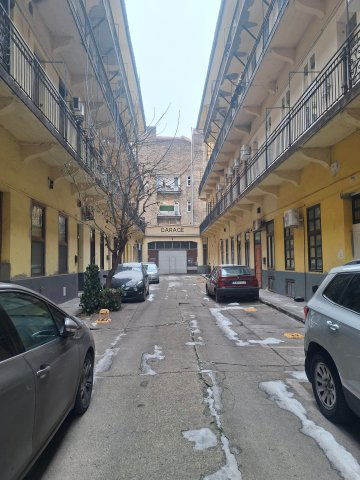 Eladó téglalakás, Budapesten, VIII. kerületben 152.4 M Ft