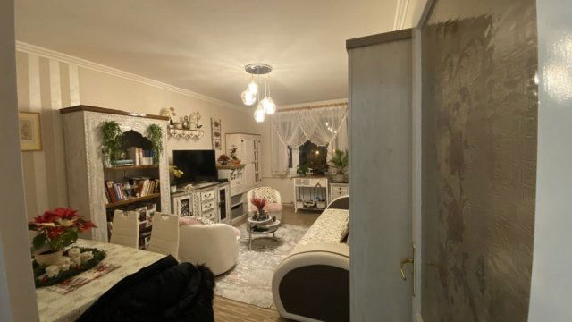 Eladó panellakás, Szegeden 53.5 M Ft, 1+1 szobás