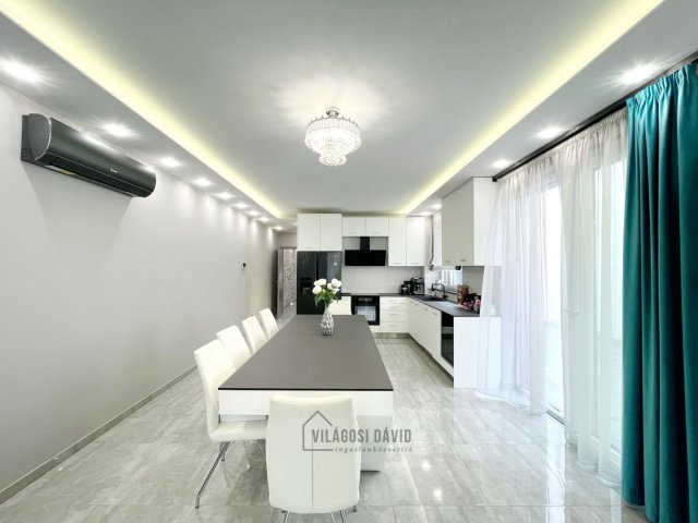 Kiadó sorház, albérlet, Debrecenben 750 E Ft / hó, 4 szobás