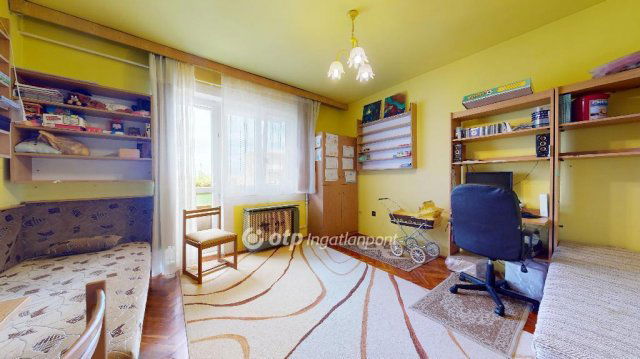 Eladó téglalakás, Nyíregyházán 59.9 M Ft, 3 szobás