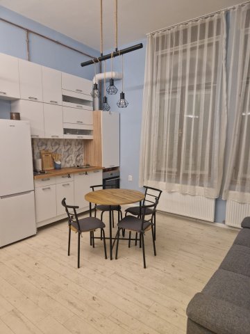 Kiadó téglalakás, albérlet, VII. kerületben, Dózsa György úton