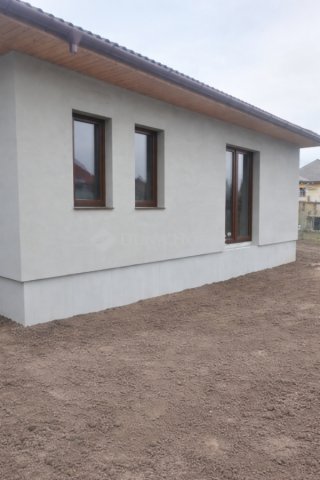 Eladó családi ház, Budapesten, XVII. kerületben 159.99 M Ft