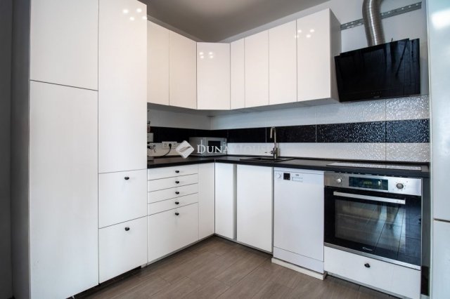 Eladó téglalakás, Érden 78.49 M Ft, 3 szobás