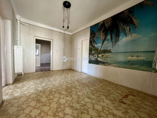 Eladó családi ház, Mecseknádasdon 29.9 M Ft, 4 szobás