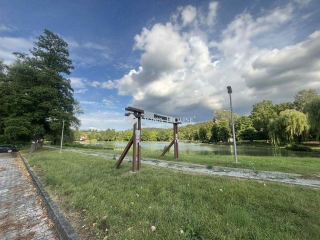 Eladó családi ház, Abaligeten 24.9 M Ft, 3 szobás